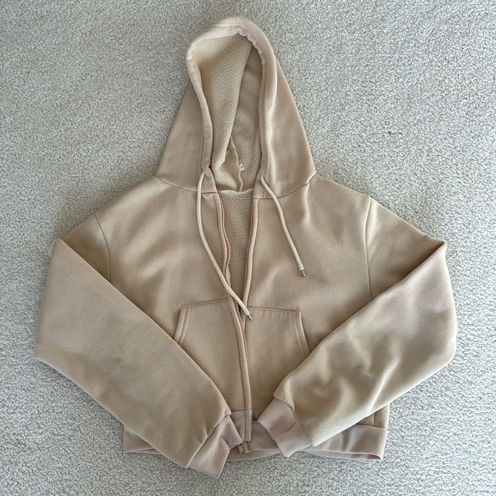 SHEIN size M zip up hoodie. Never worn. Cream color.